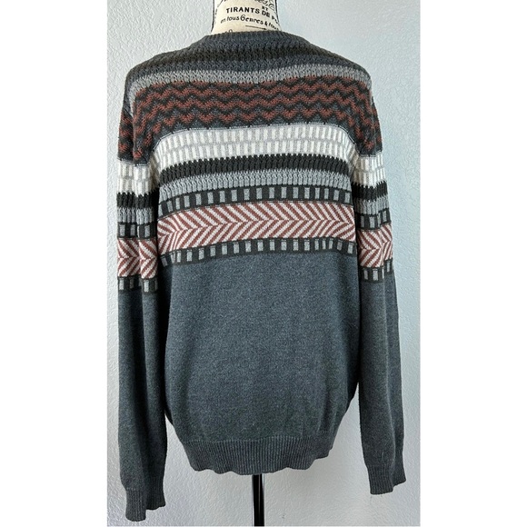 Perry Ellis Mens Crewneck Sweater, size Medium - Picture 4 of 6